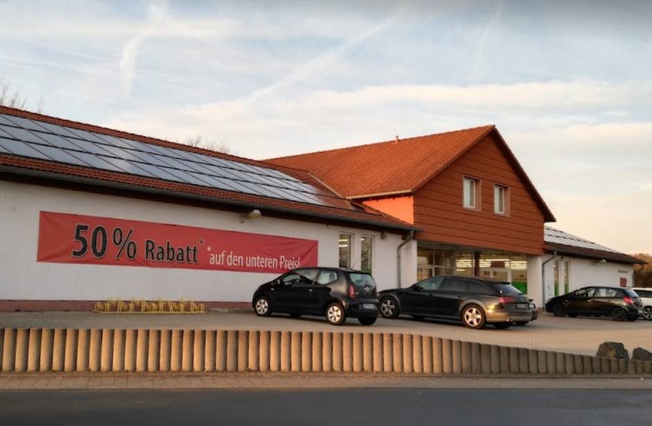 Außenansicht des Heinmüller Markenoutlets in Guxhagen